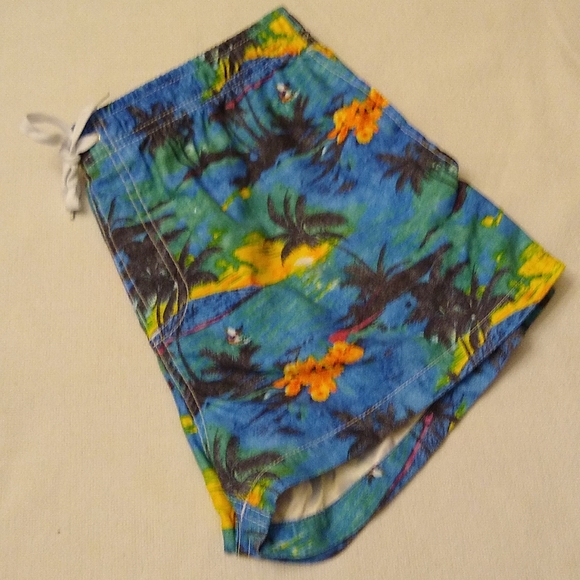 SEOBEAN TRUNKS - Picture 8 of 11